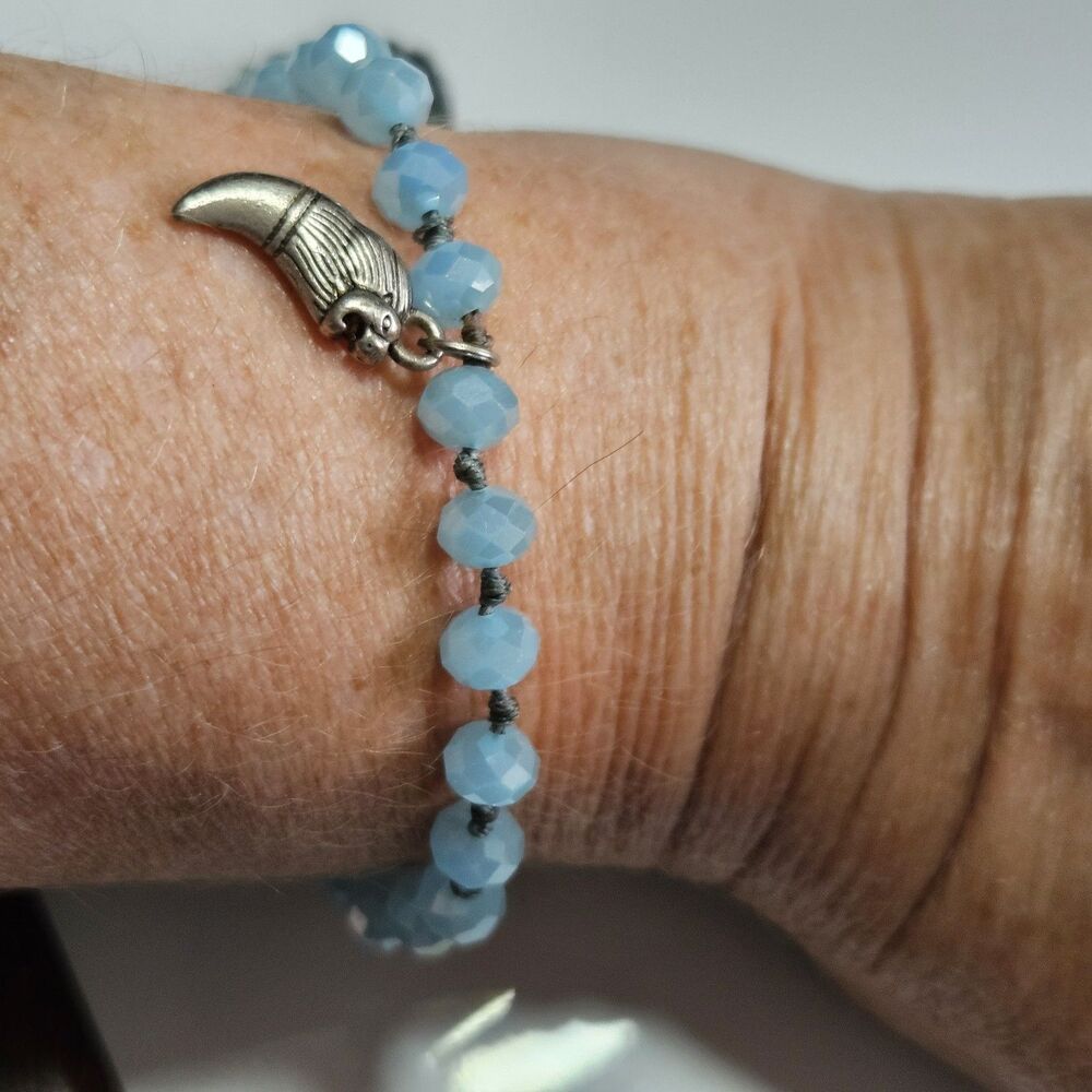 Zacasha Blue Faceted Beaded Silver Tone Lion Claw Charm Bracelet Adjustable
